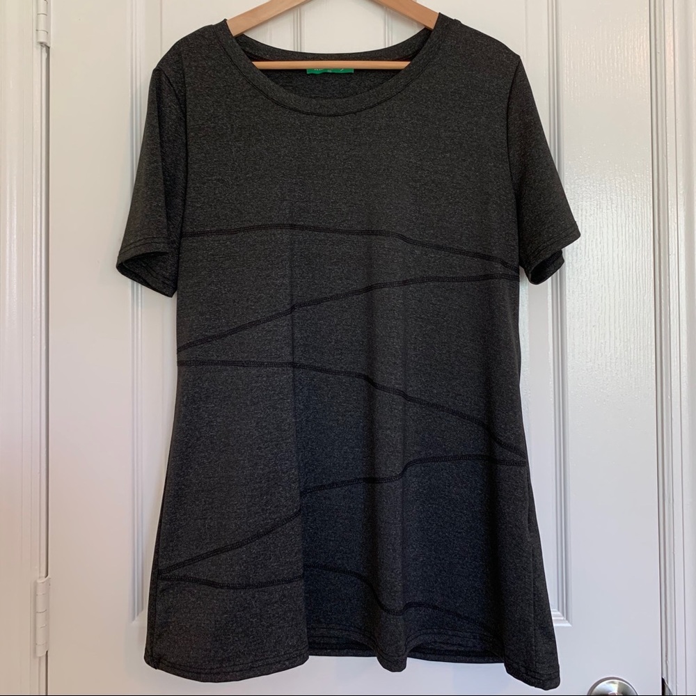 Women’s Workout Tee